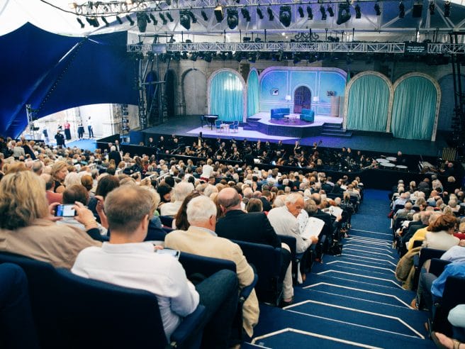 That&#8217;s amore by Mark Valencia