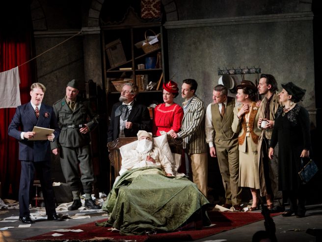 Strange Harmony of Contrasts