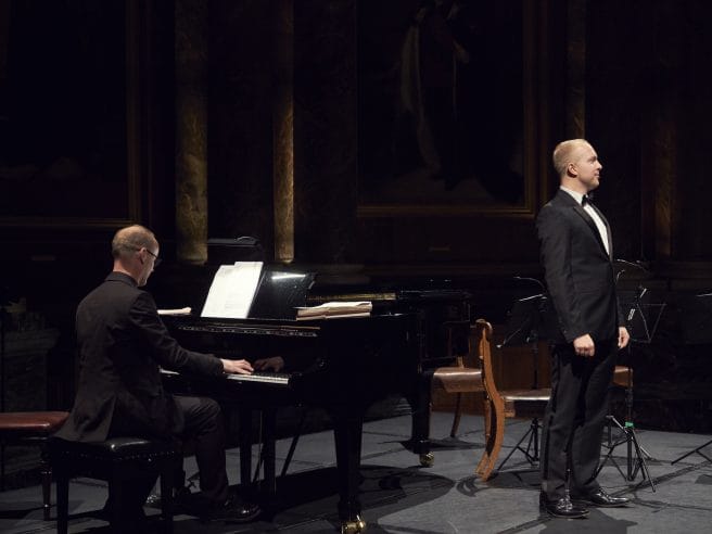 Alex Otterburn sings &#8216;I&#8217;m Glad I&#8217;m Not a Tenor&#8217;