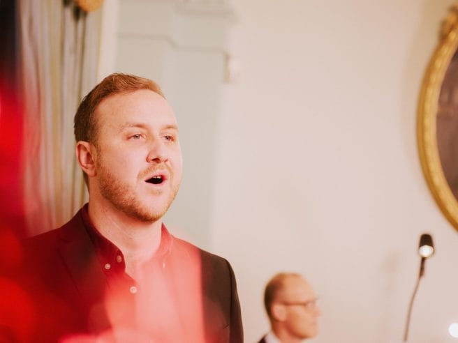 Julien Van Mellaerts sings Walt Kent and Kim Gannon’s ‘I’ll be Home for Christmas’